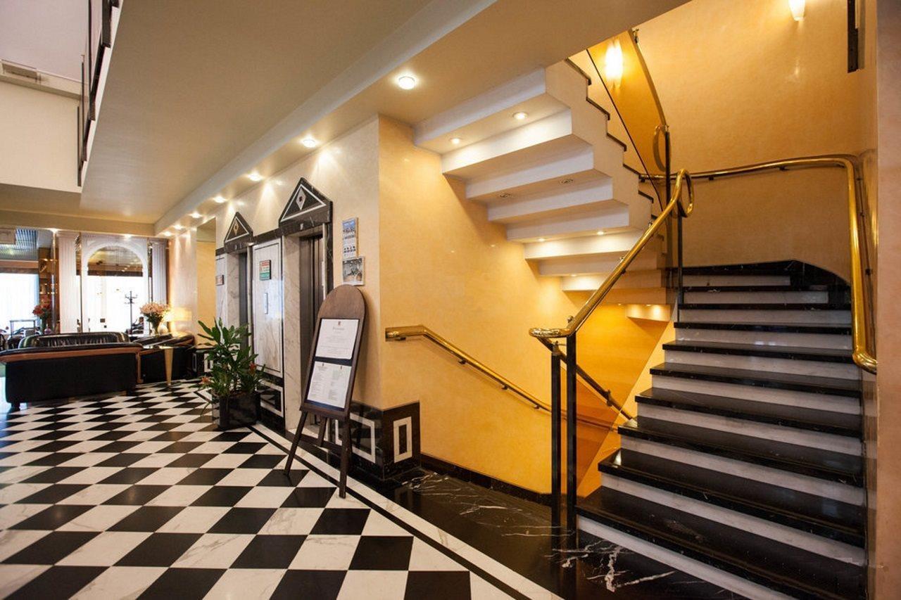 Brunelleschi Hotel Milano Eksteriør bilde