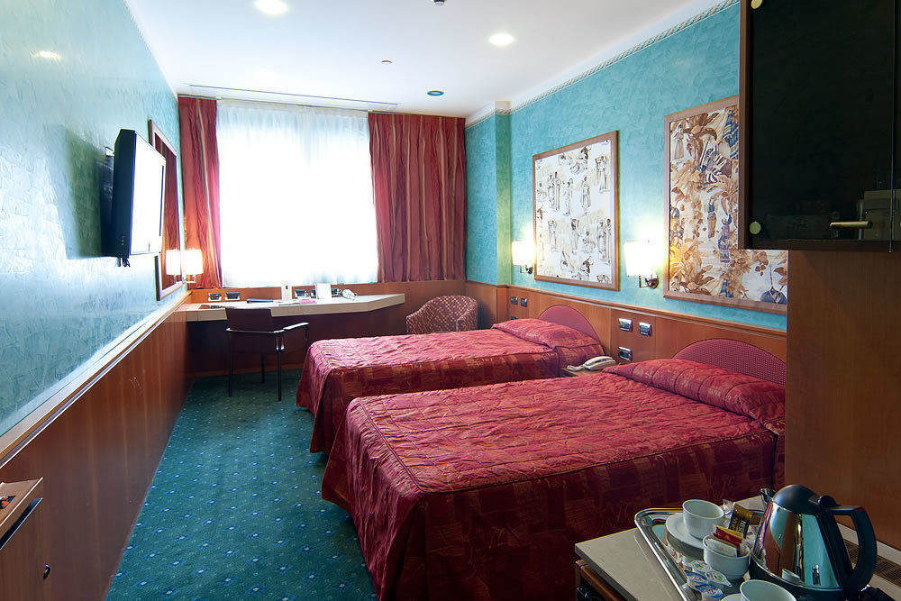 Brunelleschi Hotel Milano Eksteriør bilde