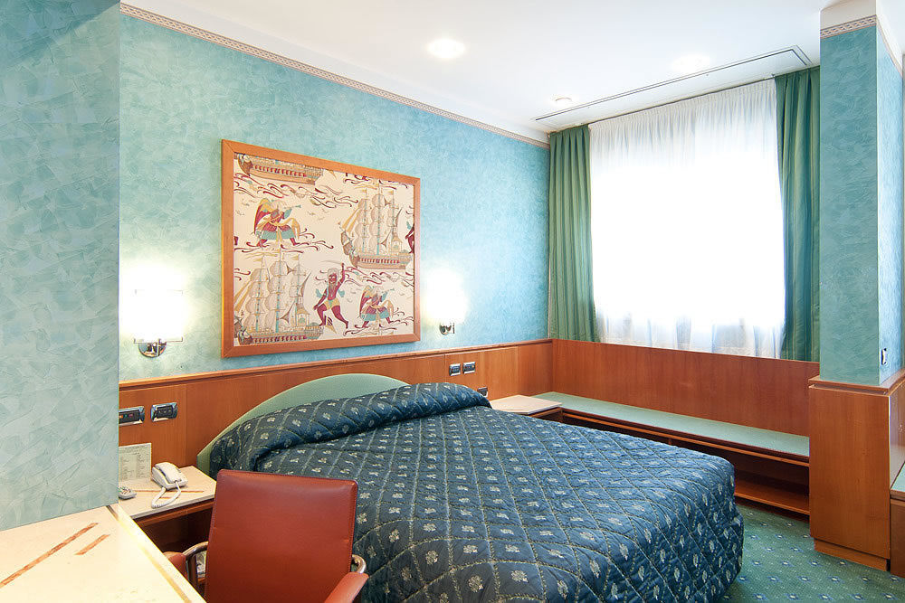 Brunelleschi Hotel Milano Eksteriør bilde
